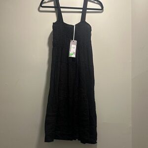 Sleeveless Linen Nap Dress in Black